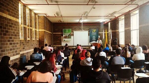 Prof. Leiner's Guest Lecture at Universidad de Antioquia, 2017